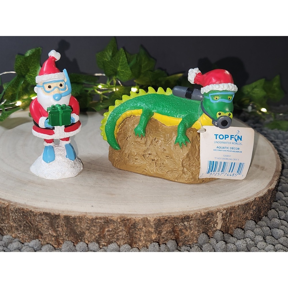 Aquarium Decor Statue Green Holiday Christmas Alligator & Snorkling Santa